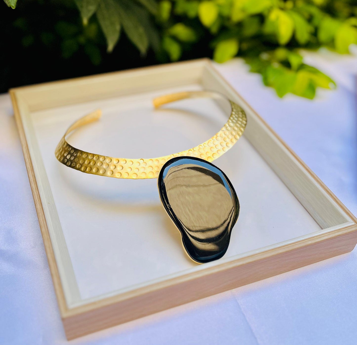 Midnight Fluid Choker
