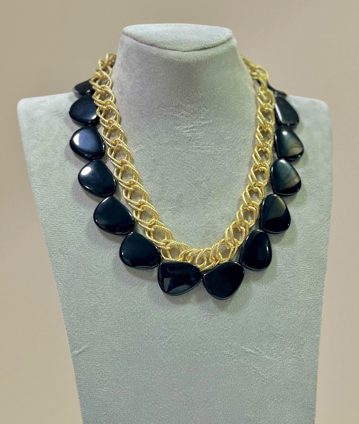 Onix Link Statement Necklace