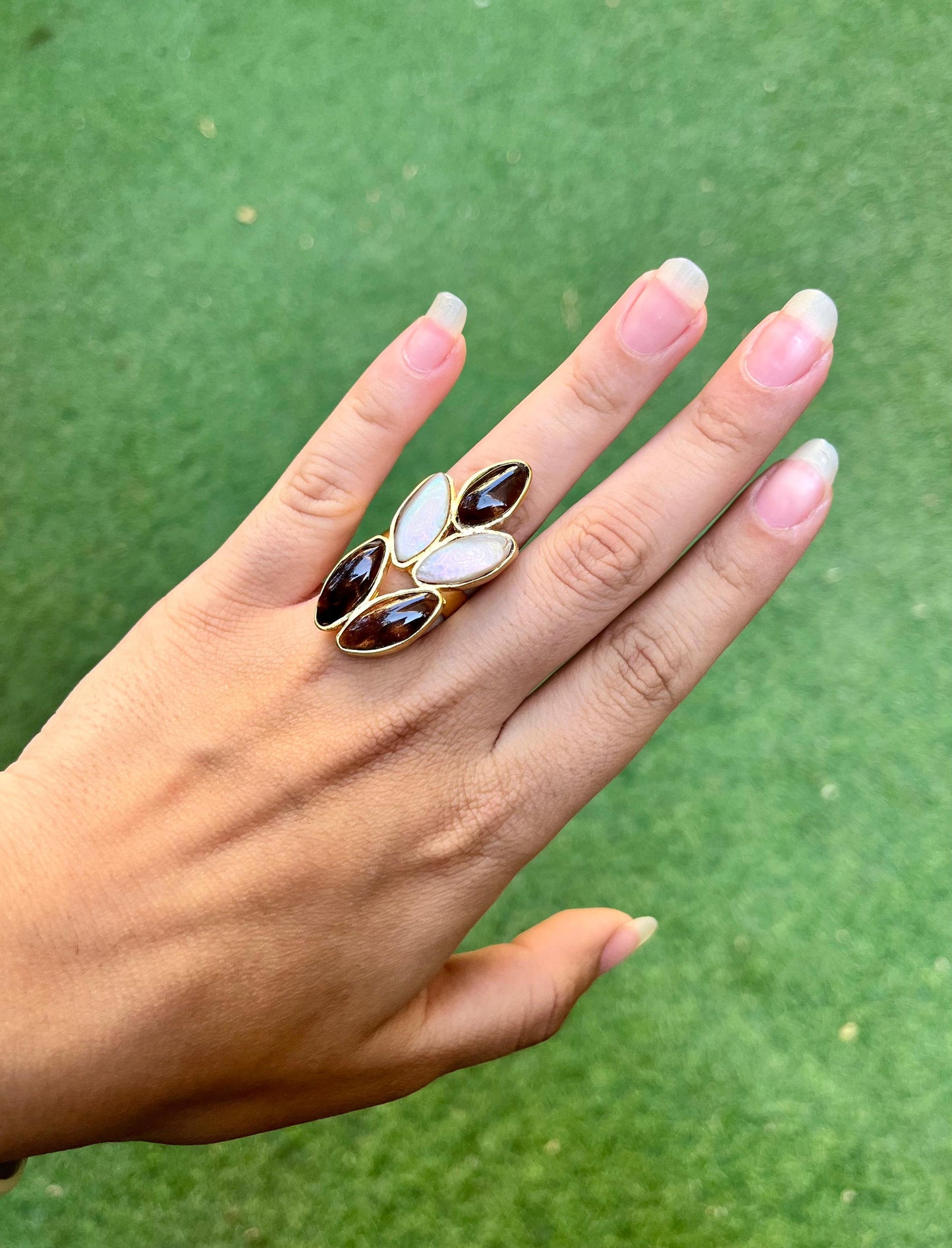 Waraq ring ( ورق )