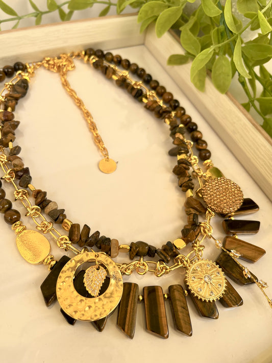 Aaila necklace