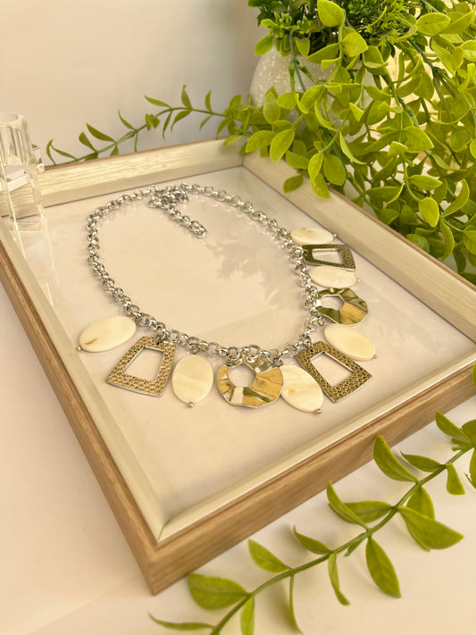 Raghda necklace