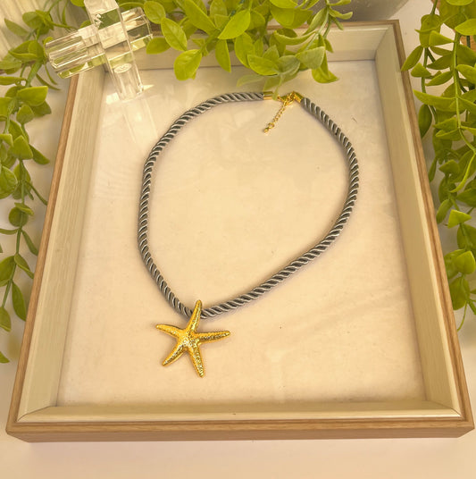 Gray star rope