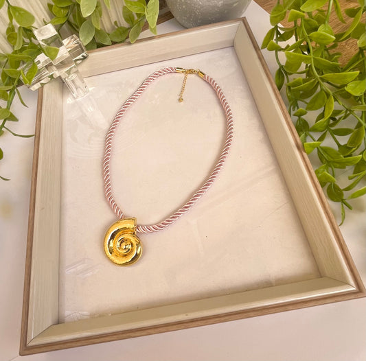 Rose shell rope