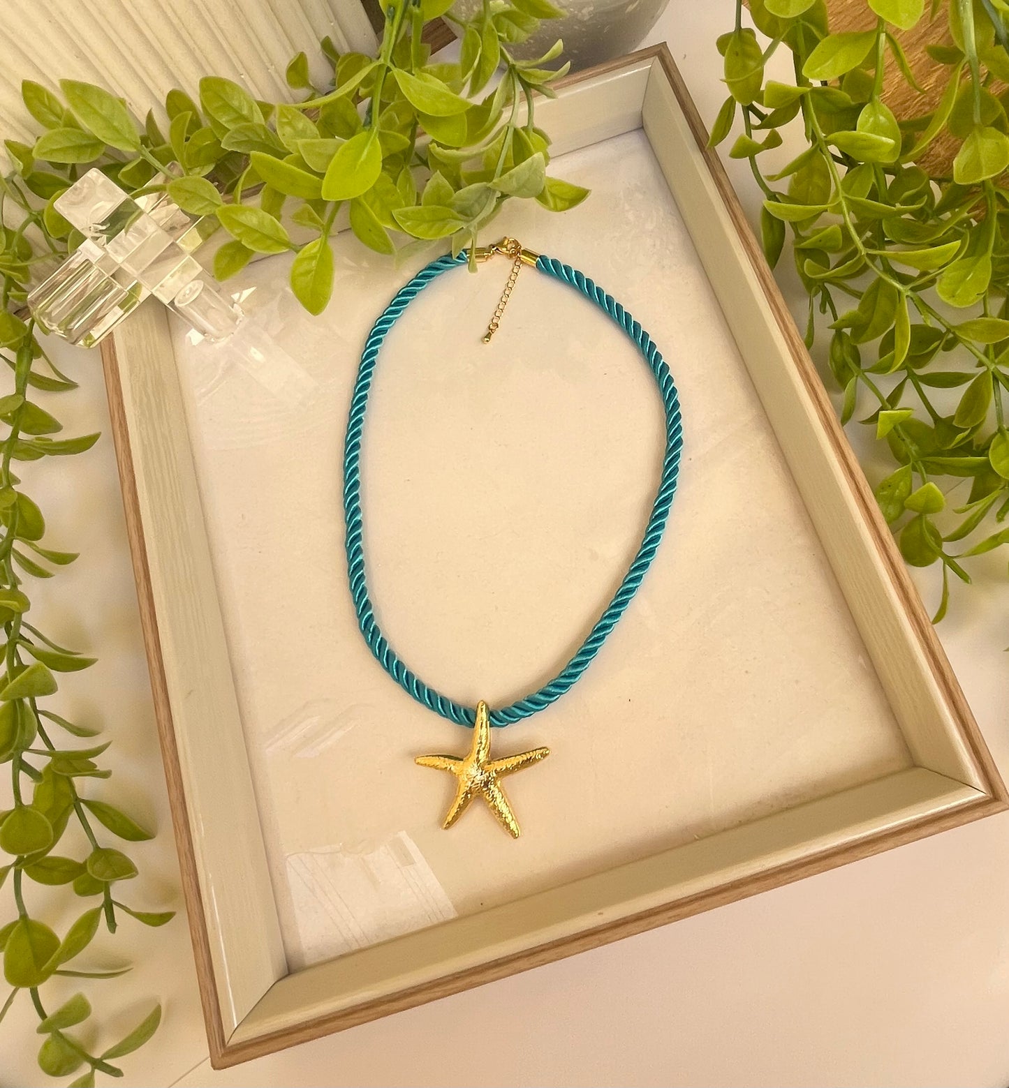 Star turquoise rope