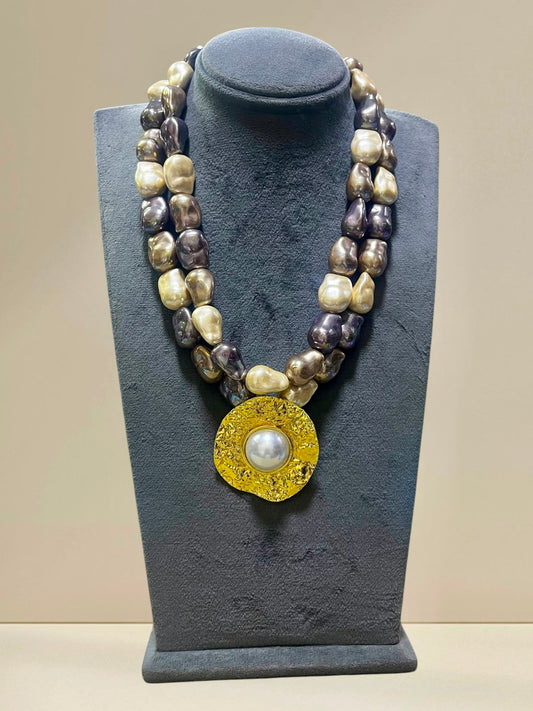 Golden Shell Pearl