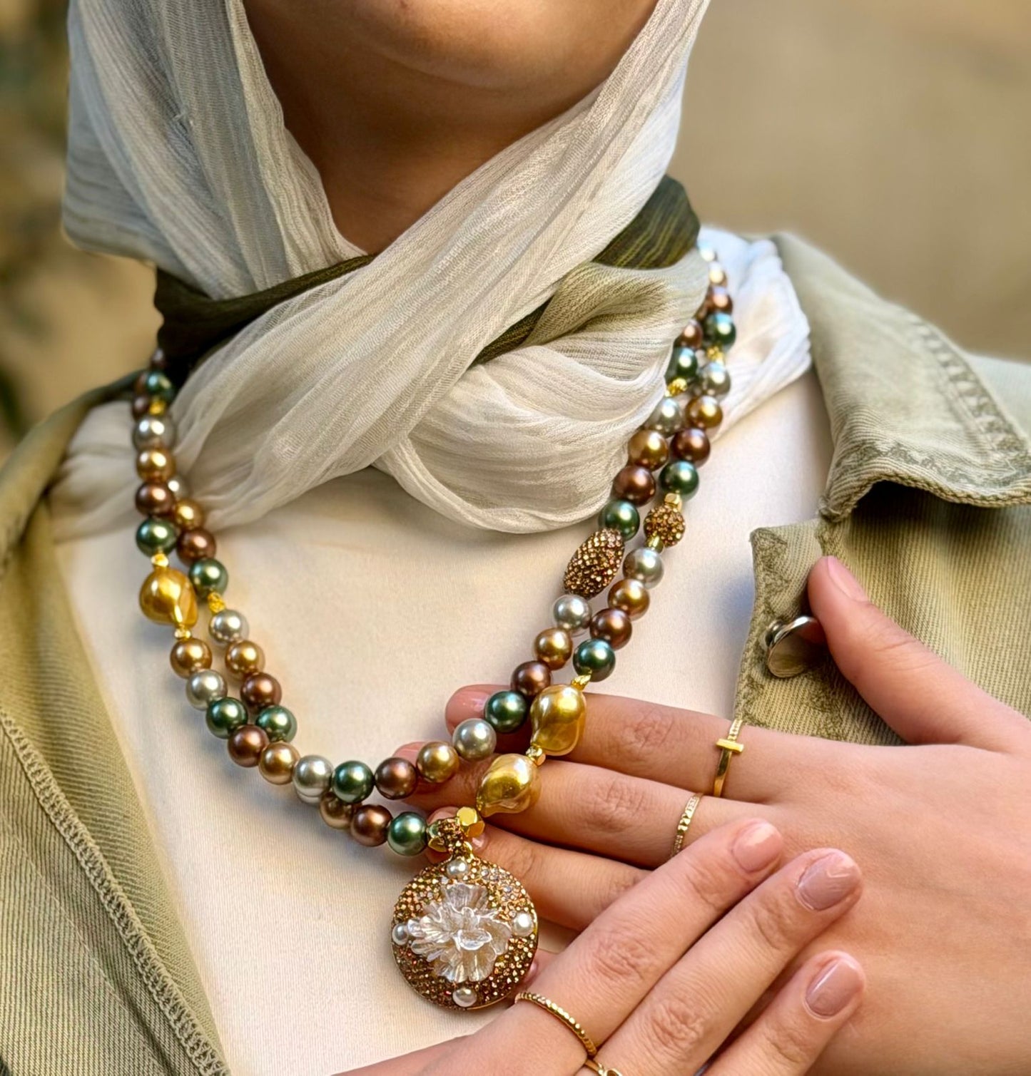 The Earthy Elegance Pearl Necklace