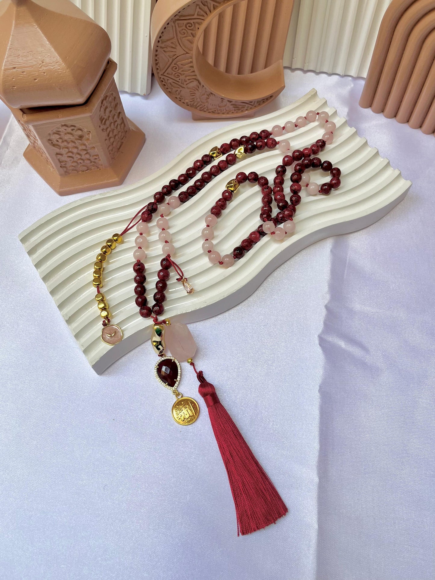 Velvet Faith (إيمان مخملي)