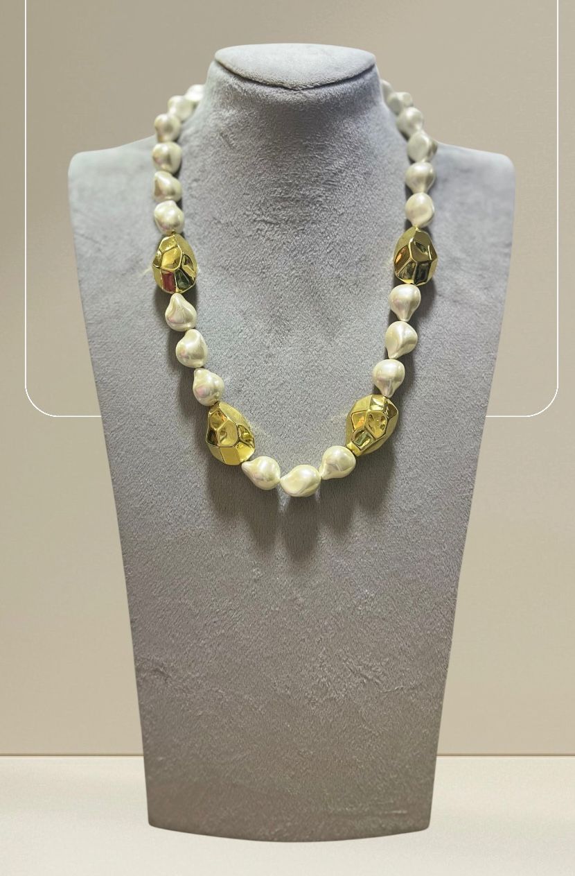 Pure Pearl & Gold