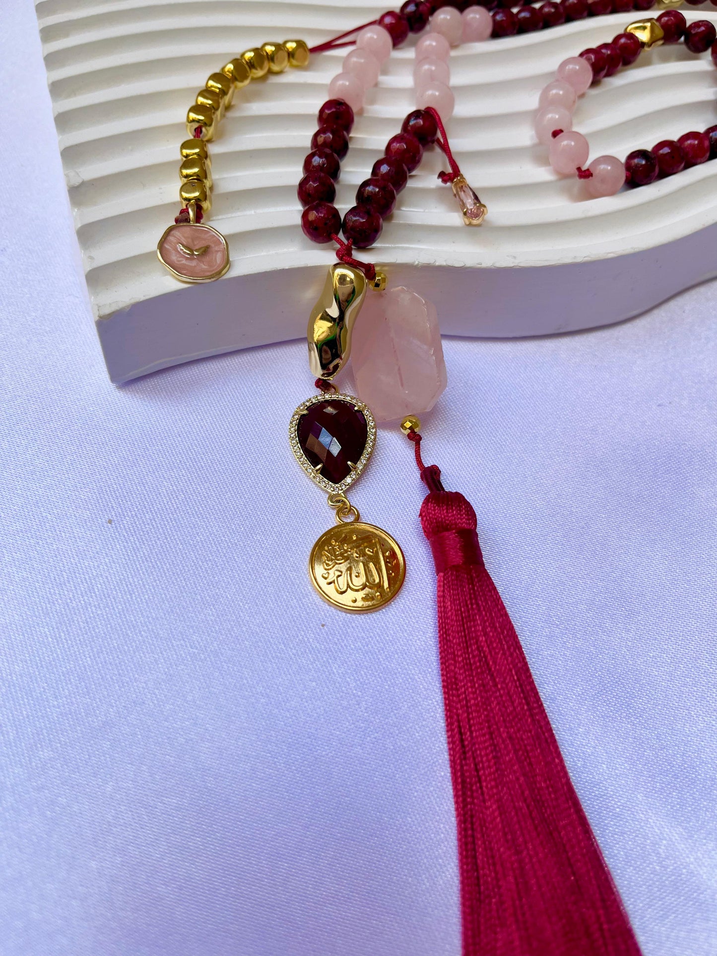 Velvet Faith (إيمان مخملي)